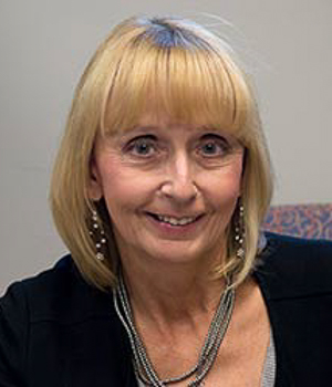 Dr. Melissa Cichowicz Headshot