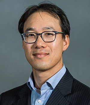 Dr. Mark Yang Headshot