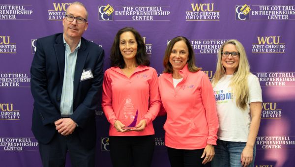 Meridian Bank’s Patrick Hart with the 2025 Overall Competition Winner, the Jover Walker Cover Team